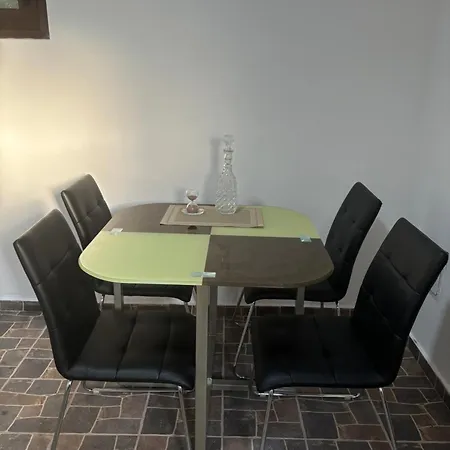 Kucica U Pesku Semesterbostad *